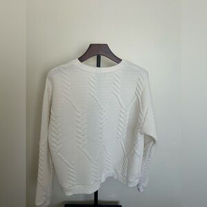 Zara Sweater Bundle! One Knitted Cream One Quilt White. Size Medium.